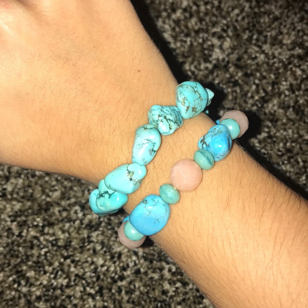 Bracelet and necklace set